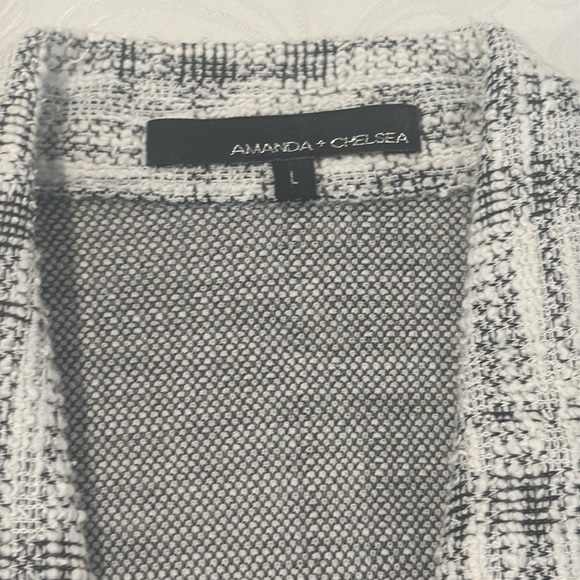 🎉HP🎉Amanda & Chelsea Double Breasted Cropped Jacket. Ladies Large. - Picture 8 of 14